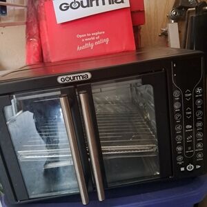 Gourmia Black Stainless Steel Countertop Oven
